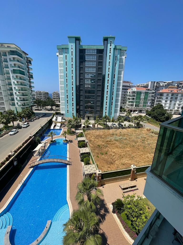 Spacious furnished 1+1 apartment close to the sea in Mahmutlar id 4883