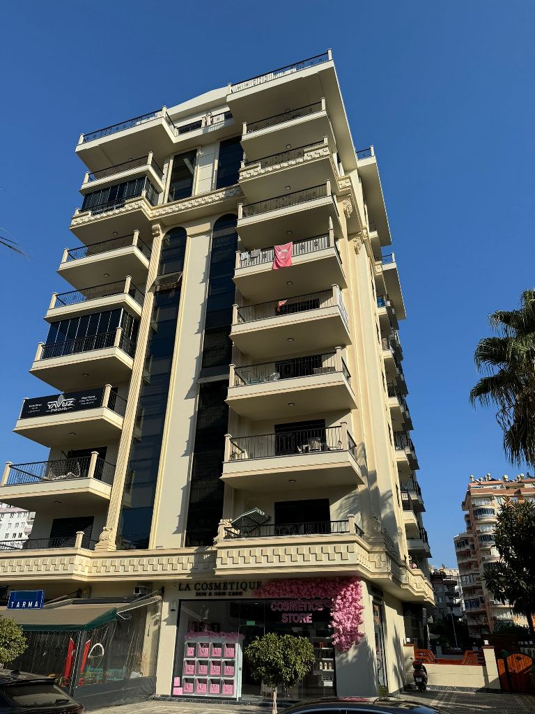 CİTADEL RESİDENCE Furnished 2+1 apartment close to the sea in Mahmutlar